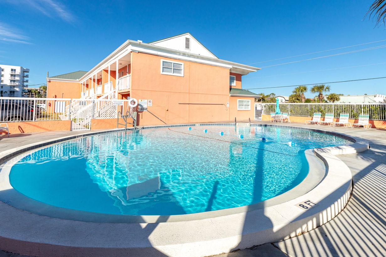 Resort Tropical Isle Complex Pool Fort Walton Beach Rentals